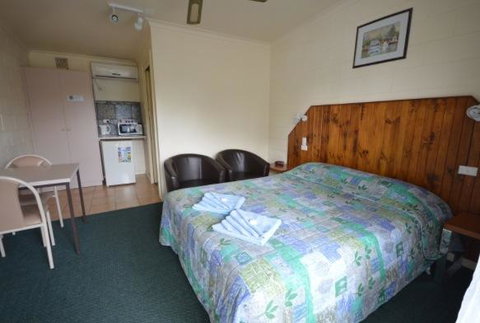 Pelicans Motel San Remo - Tourism Search 8