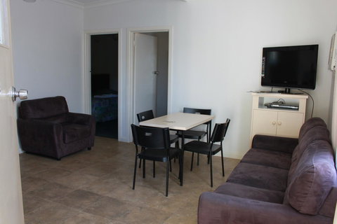 Pelicans Motel San Remo - Tourism Search 16