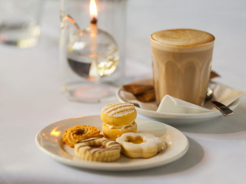 Hotel Grand Chancellor Melbourne - Tourism Search 37