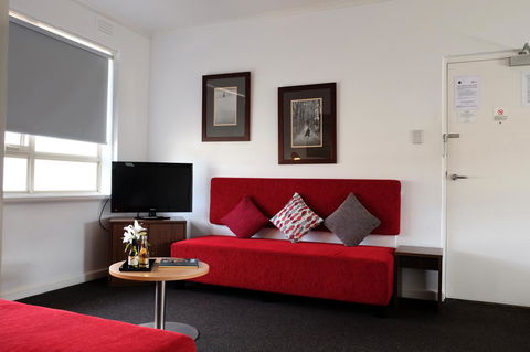 MAC South Yarra By Melbourne Apartment Collection - Tourism Search 3