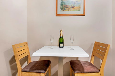Punt Road Apartment Hotel - Tourism Search 17