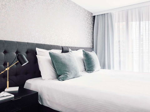 Quay West Suites Melbourne - Tourism Search 35