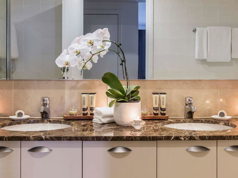 Quay West Suites Melbourne - Tourism Search 29