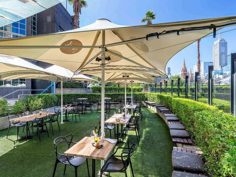 Quay West Suites Melbourne - Tourism Search 25