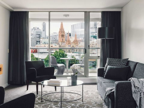 Quay West Suites Melbourne - Tourism Search 1