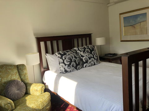 The Corner Hotel Alexandra - Tourism Search 2