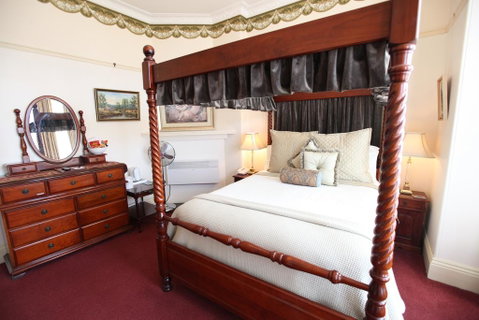 The Grand On Macfie - Tourism Search 1