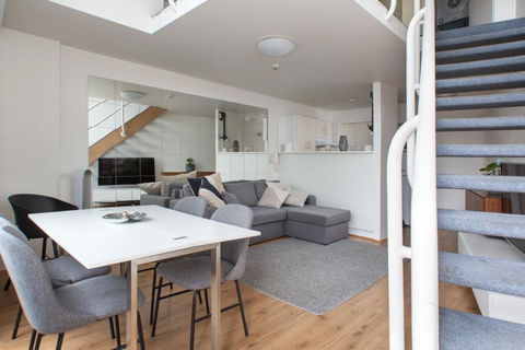 The Loft By Darling Harbour - Tourism Search 3