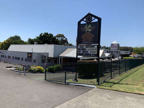 The Oaks Hotel Motel - Tourism Search 0