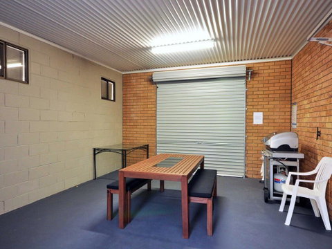 The Studio On The Lake @ Fishing Point, Lake Macquarie - Honestly Put The Line In And Catch Fish - Tourism Search 2