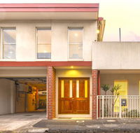 Tranquil Townhouse in Port Melbourne - Tourism Search