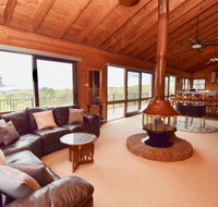 Treetops Retreat Katoomba - Tourism Search
