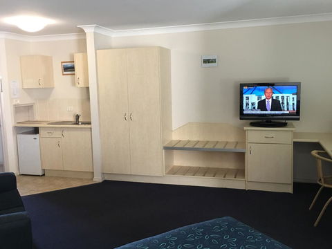 Tuckerbox Motor Inn - Tourism Search 2