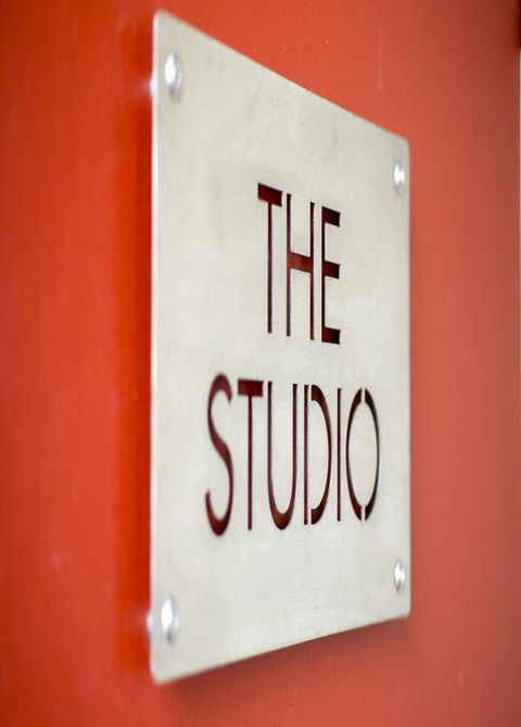 TWOFOURTWO Boutique Apartments - Tourism Search 3