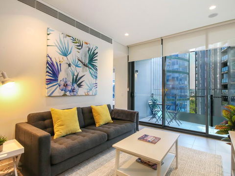 Urban Rest - Mary St - Tourism Search 0