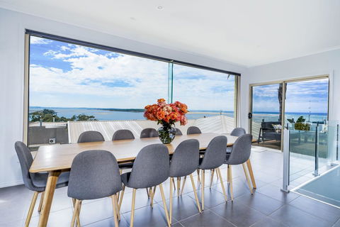 VIEWS FOREVER - INVERLOCH - Tourism Search 1