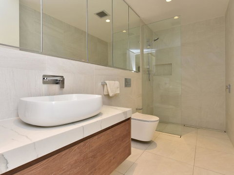 Villa Catania Waterside At Trinity Point - Tourism Search 3