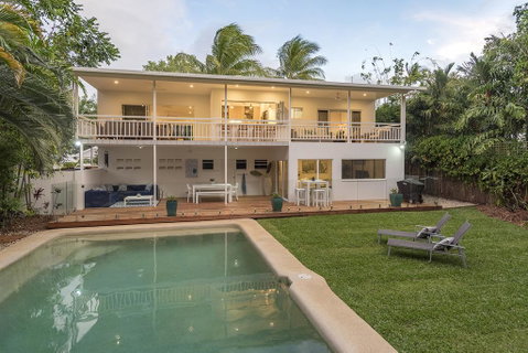 Villa Sorrento - Luxury Holiday Home - Tourism Search 1