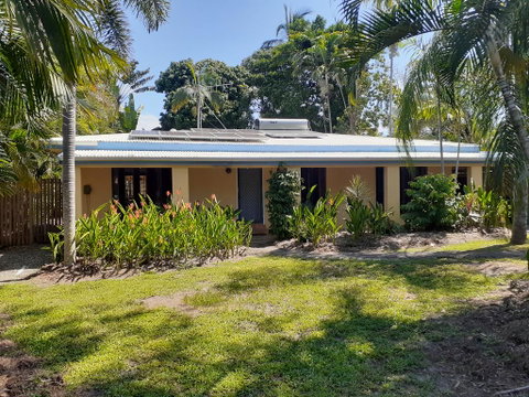 Wandering Palms - Tourism Search 0