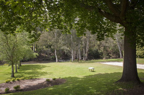 Oscar\'s On The Yarra - Tourism Search 6