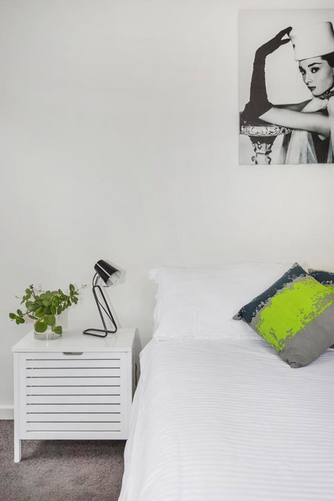 Melbourne Villa - Tourism Search 22