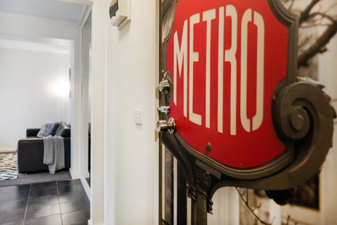 Melbourne Villa - Tourism Search 35