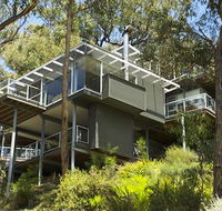 Lorne Luxury - Tourism Search