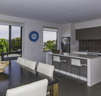 1 Pebble Place - Tourism Search