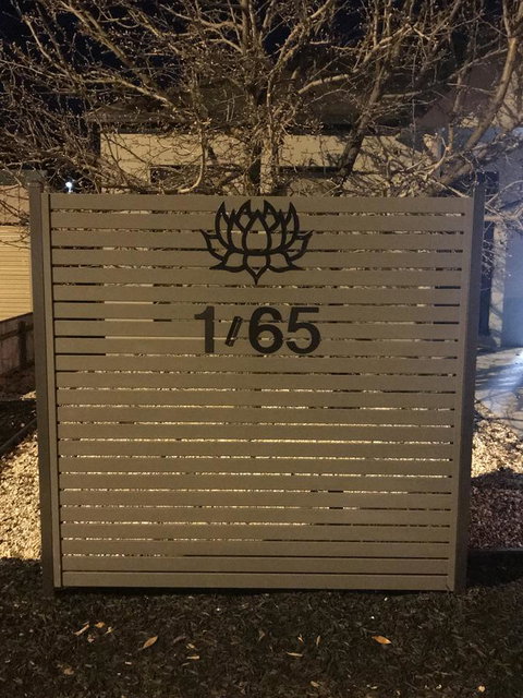 Black Lotus Townhouse - Tourism Search 12