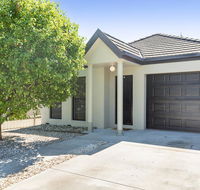 Black Lotus Townhouse - Tourism Search