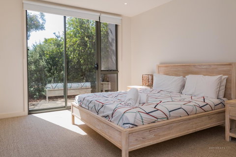 1 Sunset Place - Tourism Search 12