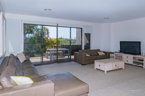 1 Sunset Place - Tourism Search 3