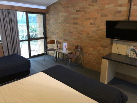 Bribie Island Hotel - Tourism Search 20