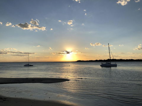 Bribie Island Hotel - Tourism Search 8