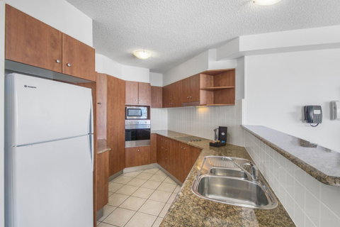 Mantra Mooloolaba Beach - Tourism Search 17