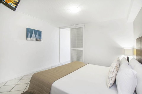 Mantra Mooloolaba Beach - Tourism Search 36
