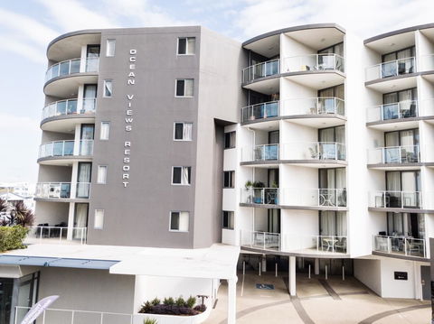 Ocean Views Resort Caloundra - Tourism Search 4
