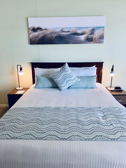 Ocean Views Resort Caloundra - Tourism Search 13