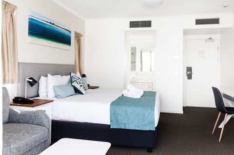Ocean Views Resort Caloundra - Tourism Search 27