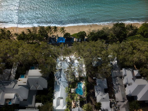 Paradise On The Beach Resort - Tourism Search 6