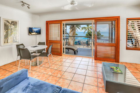 Paradise On The Beach Resort - Tourism Search 8