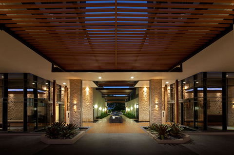 Oaks Redcliffe Mon Komo Suites - Tourism Search 14