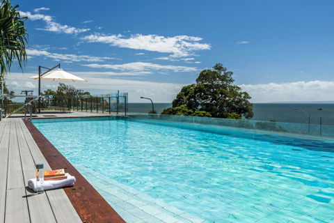 Oaks Redcliffe Mon Komo Suites - Tourism Search 8
