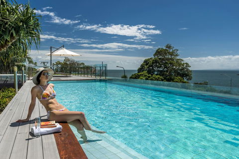 Oaks Redcliffe Mon Komo Suites - Tourism Search 9