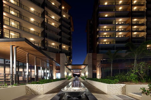 Oaks Redcliffe Mon Komo Suites - Tourism Search 1
