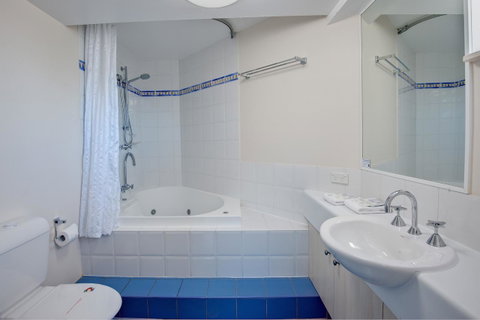 Nautilus Resort Mooloolaba - Tourism Search 32