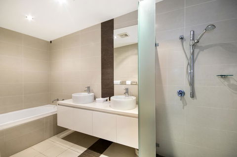 Redvue Holiday Apartments - Tourism Search 29