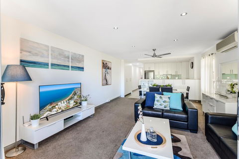 Redvue Holiday Apartments - Tourism Search 2