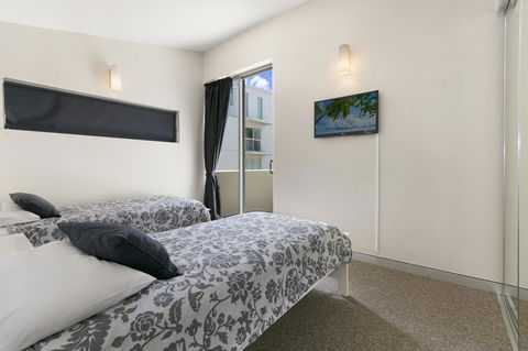 Redvue Holiday Apartments - Tourism Search 31