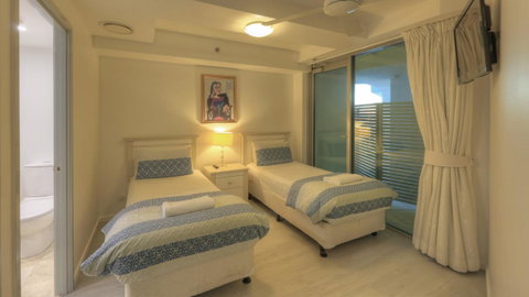 Cilento Mooloolaba - Tourism Search 23